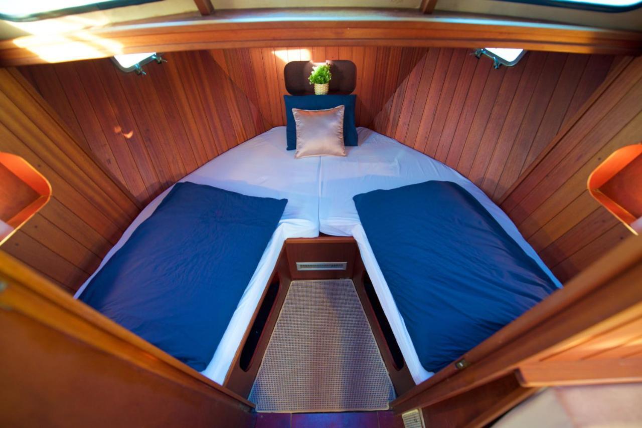 Homeboat-Bateau Hotel Geneva Exterior photo