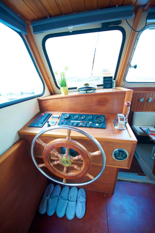Homeboat-Bateau Hotel Geneva Exterior photo